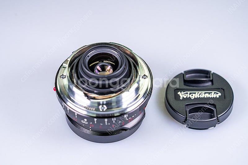 Voigtlander Color-Skopar 21mm ...--3