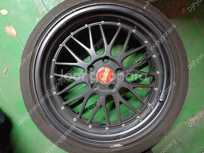 18인치 BBS LM스타일 매트블랙 휠타이어 팝니다. ...--0