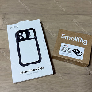 [판매중] 스몰리그 SmallRig 아이폰 14 프로맥스 케이지 (4077) 및 17mm 렌즈 마운트 플레이트(4079) 세트