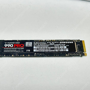 Samsung SSD 990 PRO 2TB 판매합니다. 방열판 포함