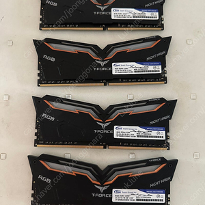 팀그룹 T-FORCE NIGHT HAWK RGB 8GB DDR4 3200Mhz 4개