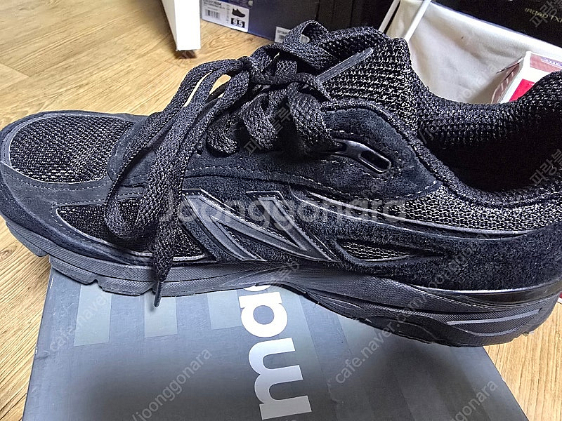 뉴발란스 990v4 트블 270--1