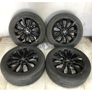 더뉴쏘렌토 19인치 블랙 중고 휠타이어 235/55R19 쏘렌토MQ4 카니발KA4