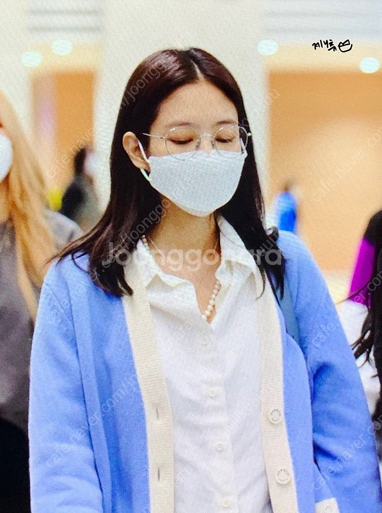 산드로 제니 가디건 1사이즈--2