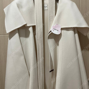 비탐 레더 라인 페탈 코트 Vitam Leather Line Petal Coat - Cream S 사이즈 새상품