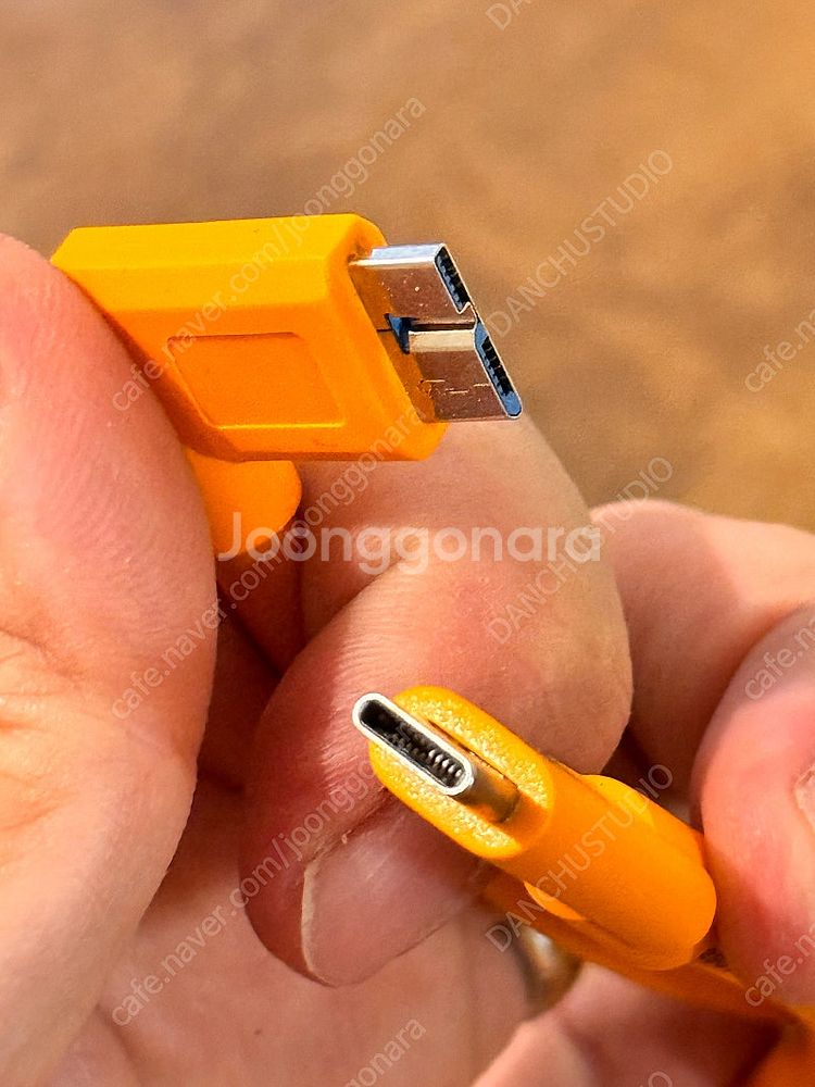 테더툴즈 c to 3.0 micro-b 카메라 연결선--5