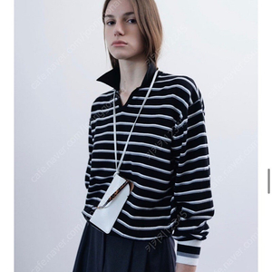 문달(moondal) stripe collar knit in black 판매합니다.