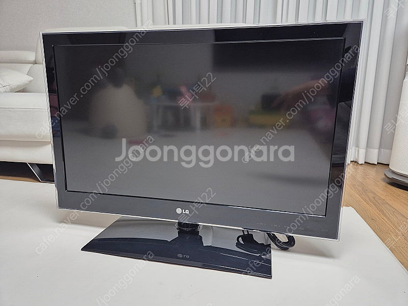 LG 32인치 TV 팝니다--2