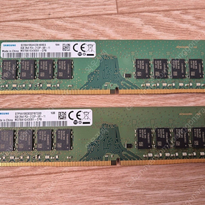 ddr4 램 16g 2개 일괄(6만원), ddr4 8g 2개 일괄(3만원)