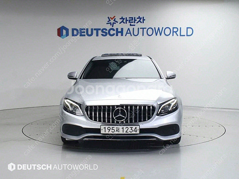 벤츠E-클래스 W213 E220d 아방가르드 (5인승)...--2