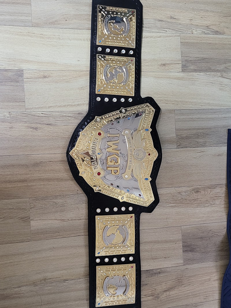 급처 WWE 아닌 IWGP 월드 헤비급 챔피언십 벨트 팝니다