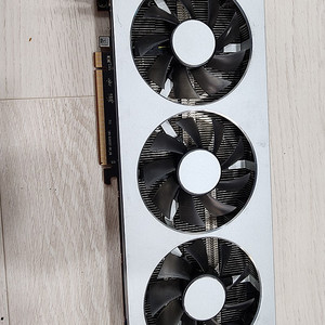 그래픽카드 고장 AMD RADEON VII 3FANS 16GB