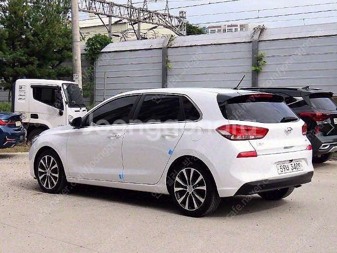 중고차 현대 i30 PD 1.4 터보 스타일 중고차전액...--1