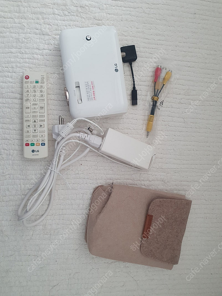 LG전자 시네빔 PH550--2