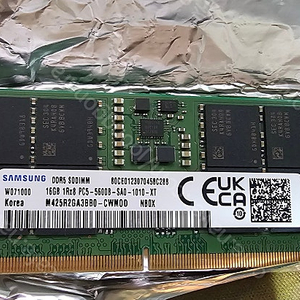 삼성전자 노트북 DDR5-5600 16g 팝니다.