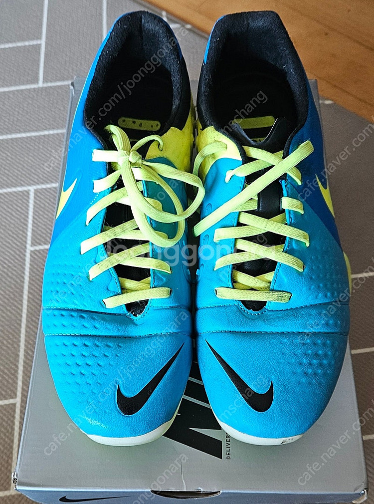 ctr360 마에스트리 275 축구화--1