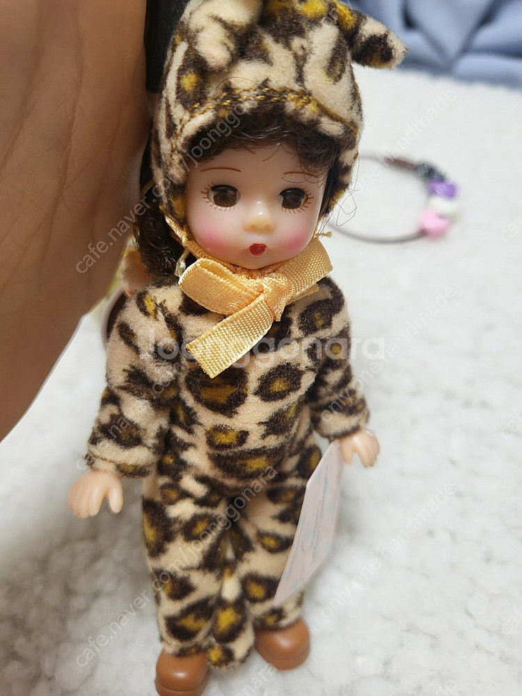 무료배송 당일발송) 맥마담 인형 키링 레오파드 코스튬--4