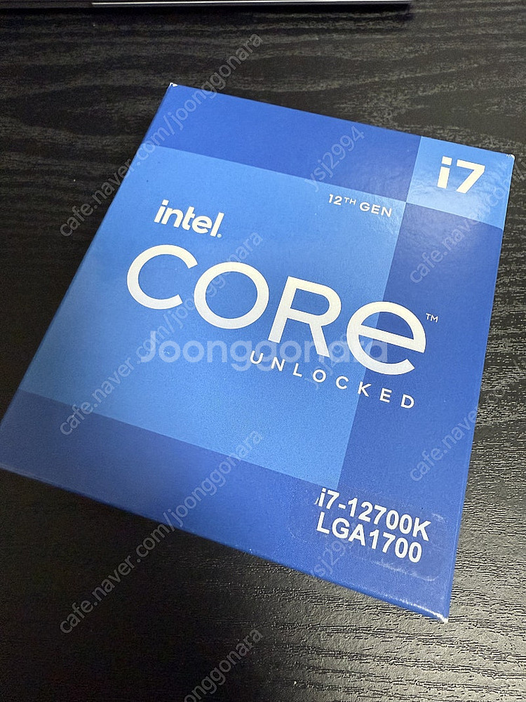 인텔 i7-12700k 미개봉--0