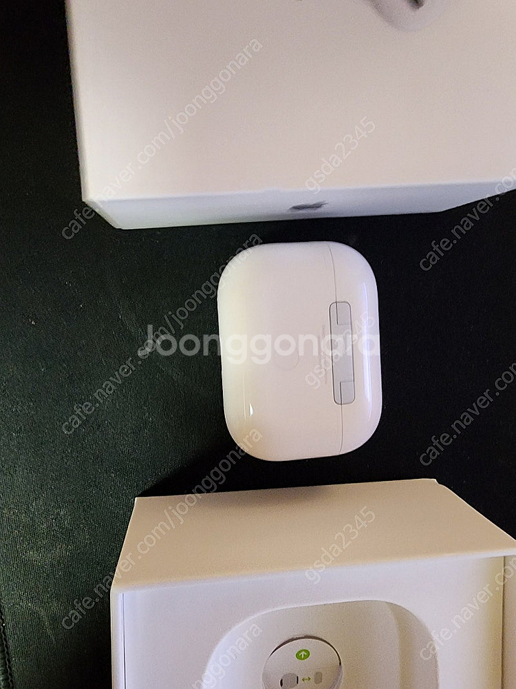 에어팟프로2 중고 판매합니다--1