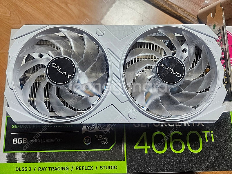 갤럭시 4060ti ex white 팝니다.--0