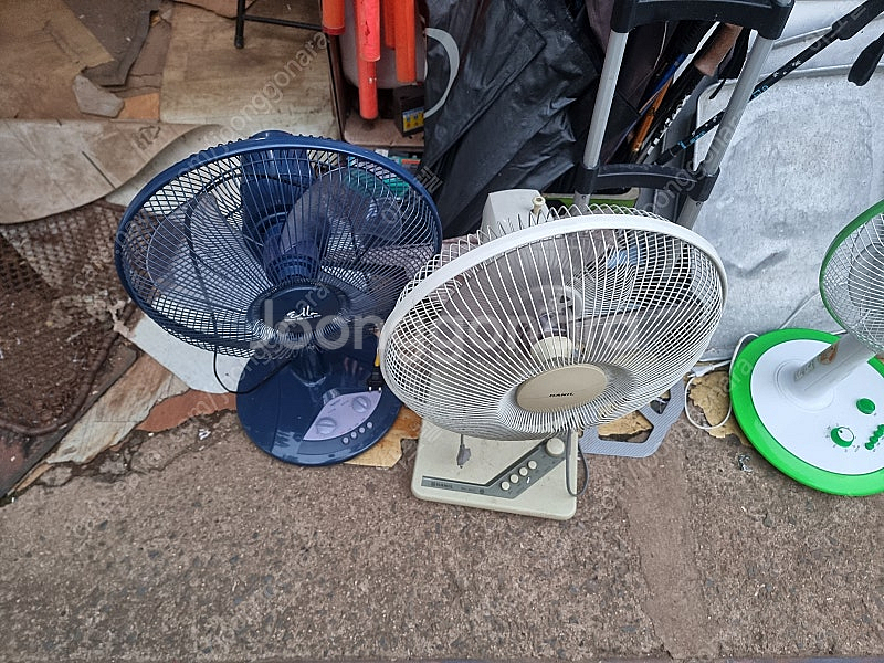[대전]중고 선풍기 1개당 만원에 팝니다.--0