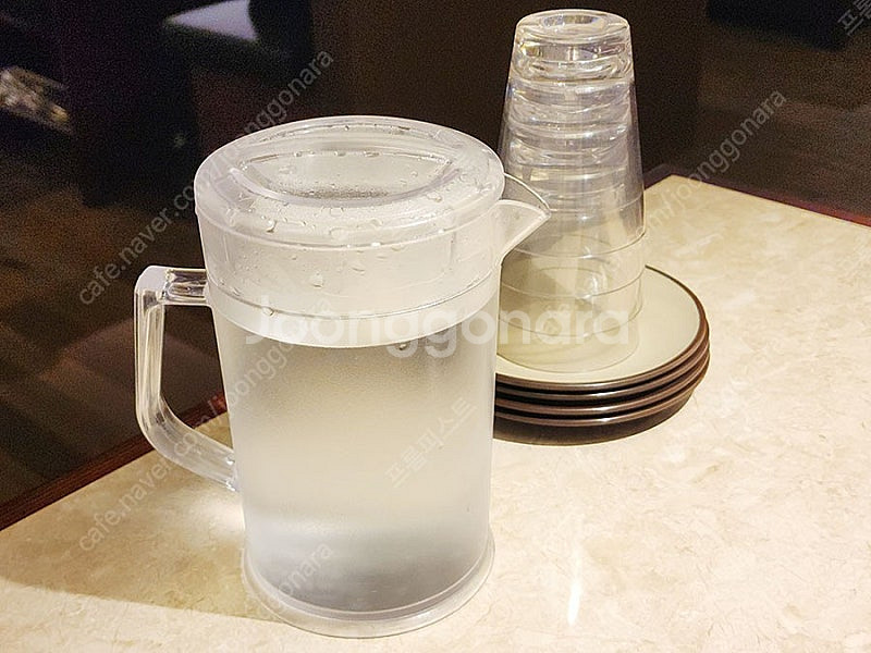 갤럭시 탭 S8 울트라 키보드 케이스 판매합니다.--0