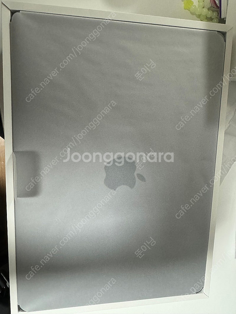맥북 에어 m3 13인치 256GB / 램 8GB 스페...--1