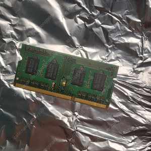 삼성전자 노트북 램 DDR3 1GB 1Rx8 8500S 1개 5천원 (택포)