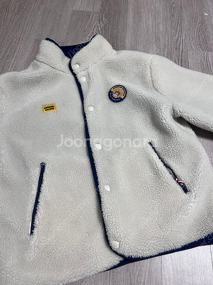 뉴발란스 앤서니브라운 뽀글이 점퍼--0