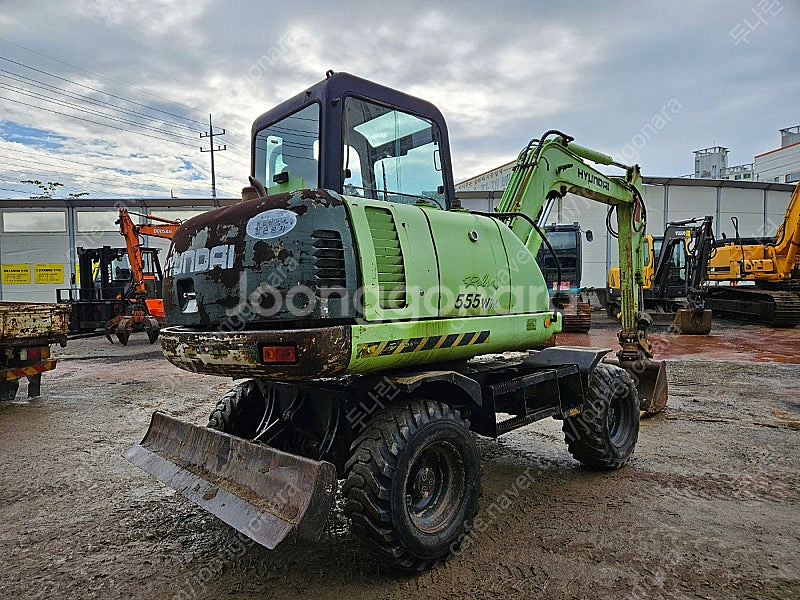 동영상추가 현대 R555W M 2004년식 중고굴삭기 ...--2