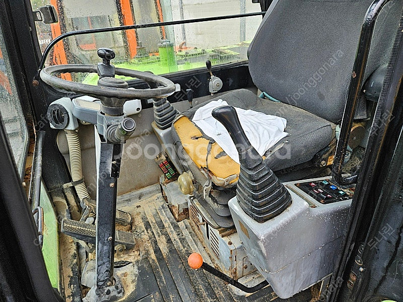 동영상추가 현대 R555W M 2004년식 중고굴삭기 ...--6