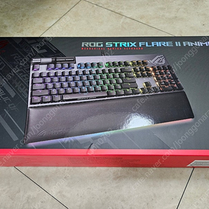 ASUS 키보드 ROG STRIX FLARE II 팝니다.