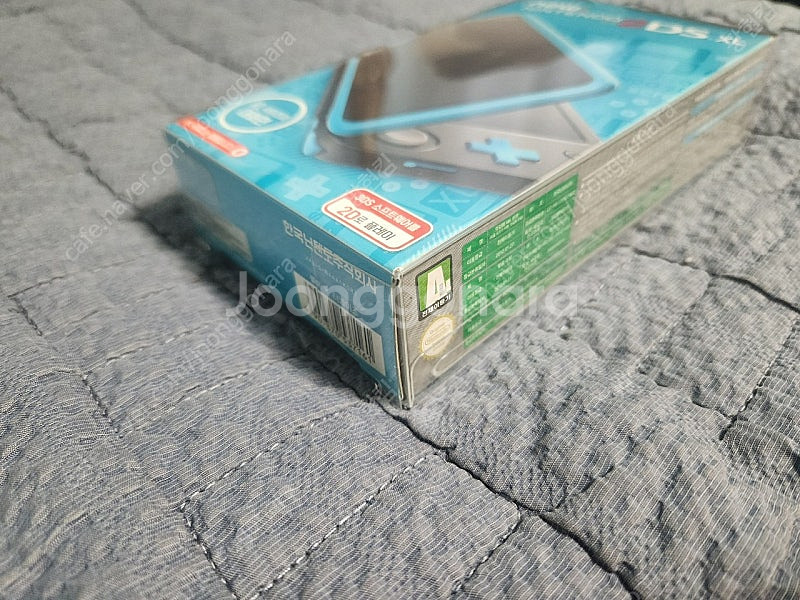 닌텐도 2ds xl 미개봉 블랙색상 판매합니다--2