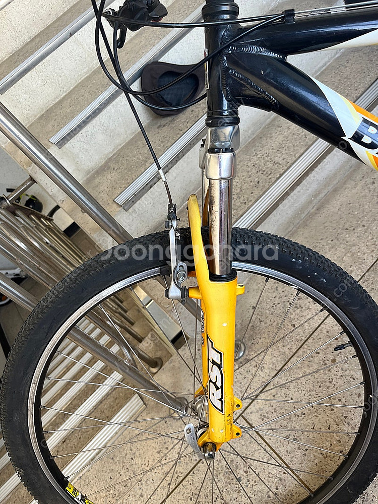 블랙캣 26인치 MTB 자전거--4