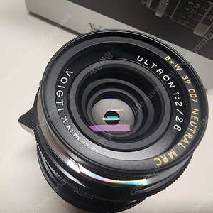 보이그랜더 ULTRON 28mm F2 ASP VL Type II