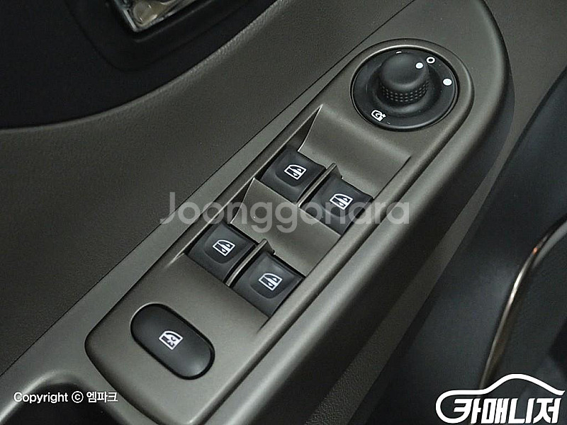 르노코리아(삼성) [르노코리아(삼성)]QM3 디젤 1.5 RE 시그니처 쇼콜라 브라운 (5인승) 2016 년 중고차...--4