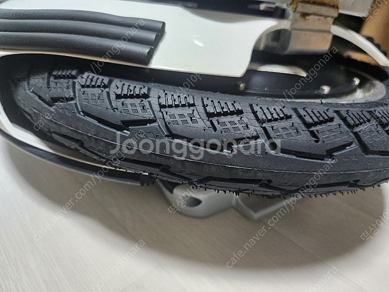 전동휠 킹송16s 팔아요 적산1km--0