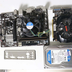 i3 4130 cpu , 기가 h81m-ds2v 보드 , gtx 650 , ram 8g , 500g 하드 - 일괄