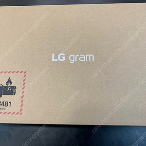 신품급 LG 그램 2024년형 울트라5 17Z90S 16램 256SSD