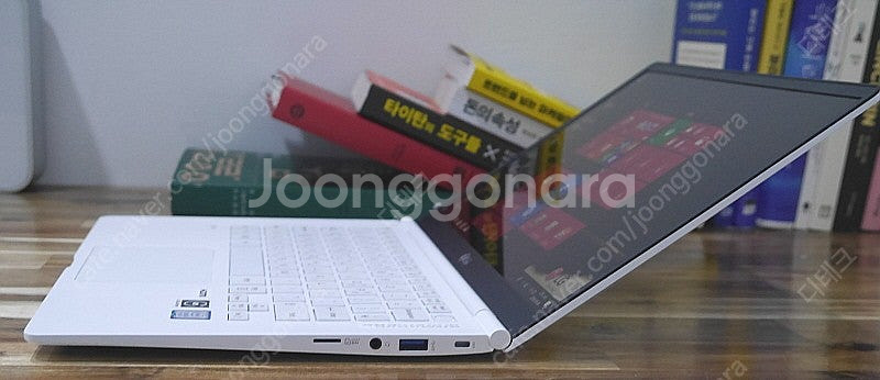 980그램의 마법/LG전자 울트라그램 14ZB990 판...--3
