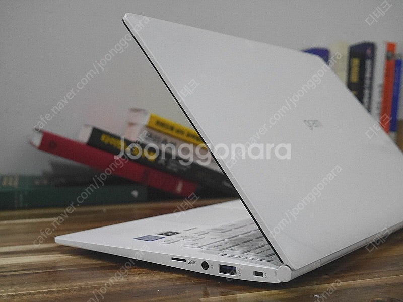980그램의 마법/LG전자 울트라그램 14ZB990 판...--9