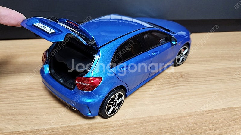 노레브 1:18 메르데세스 벤츠 A클래스 다이캐스트--3