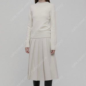 르에떼 leete 스커트 Pleated Skirt in Cream / 낫띵리튼 얼바닉30 le17 더바넷