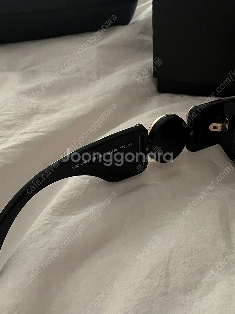 베르사체 4425 선글라스 판매합니다--3