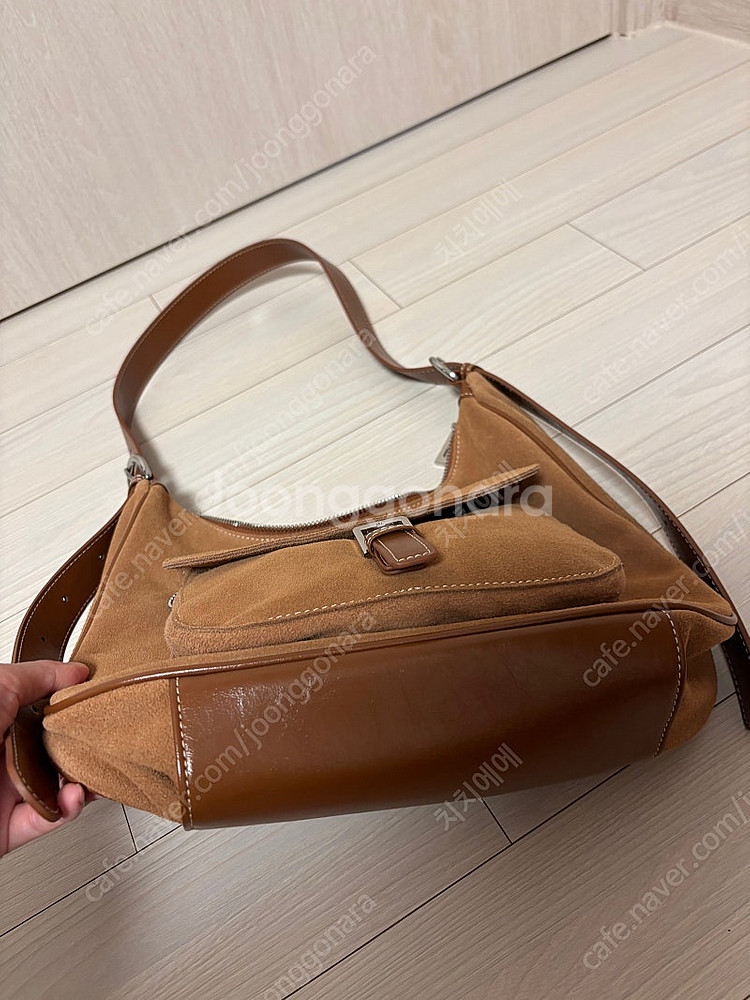 소가죽 스웨이드 호보백 숄더 스트랩 가능--5