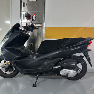 혼다 pcx125 18년식 판매합니다.