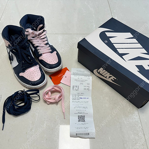 나이키 우먼스 조던1 하이 버블검 240 사이즈 애트모스피어 핑크. Nike DD9335-641