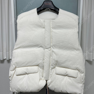 [OS] STU 23FW Duck Down Padded Vest White STU OFFICE