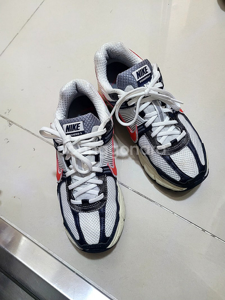 .실착3회 .나이키 줌 보메로HJ3859---1