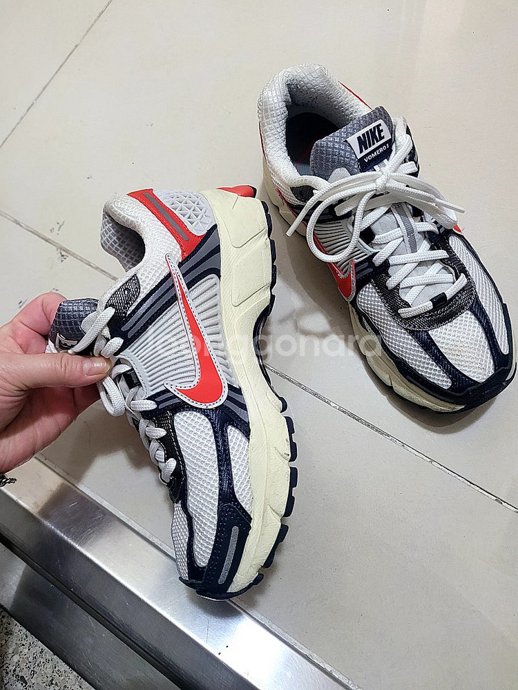 .실착3회 .나이키 줌 보메로HJ3859---2